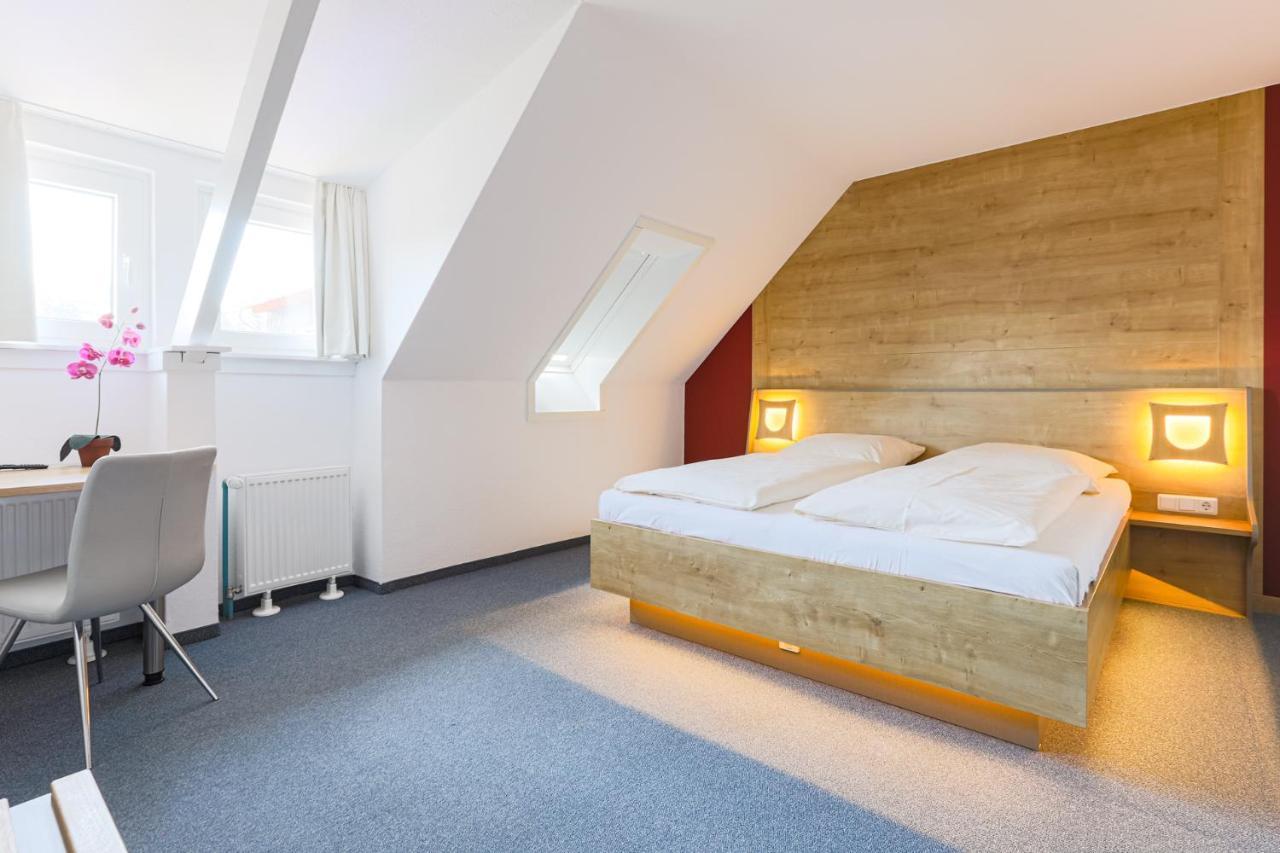 Hotel Eydt Kirchheim เคียร์ชไฮม์ ภายนอก รูปภาพ