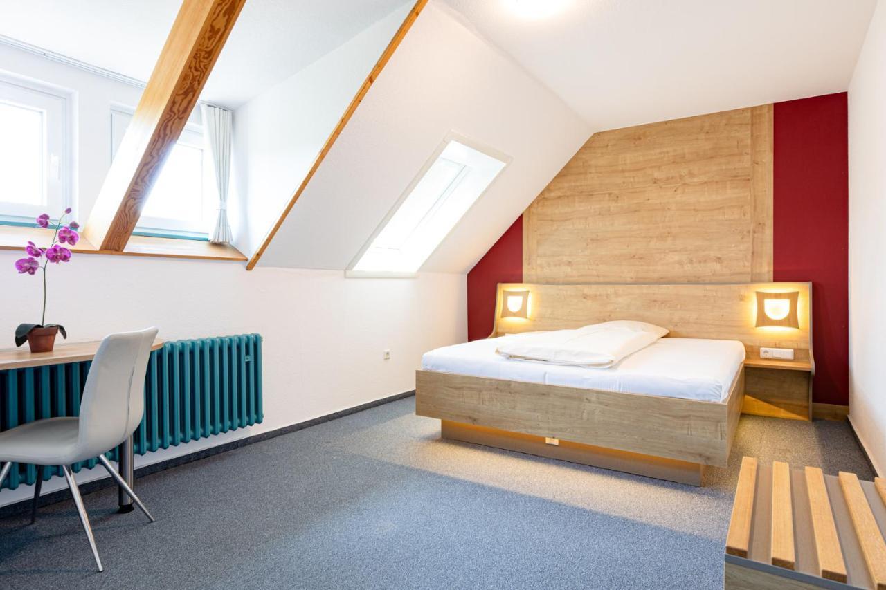Hotel Eydt Kirchheim เคียร์ชไฮม์ ภายนอก รูปภาพ