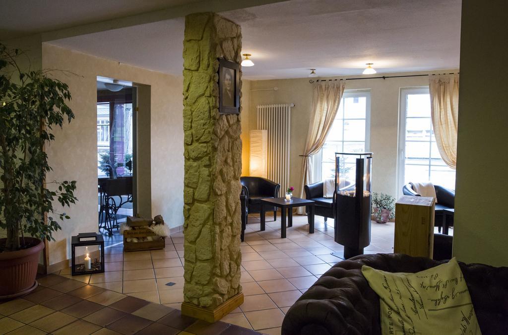 Hotel Eydt Kirchheim เคียร์ชไฮม์ ภายนอก รูปภาพ