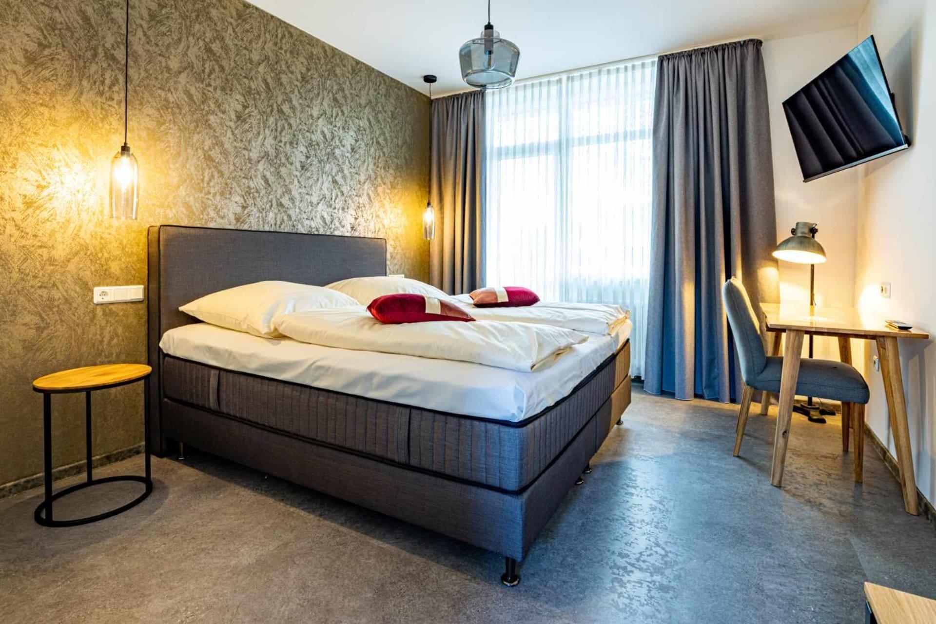 Hotel Eydt Kirchheim เคียร์ชไฮม์ ภายนอก รูปภาพ