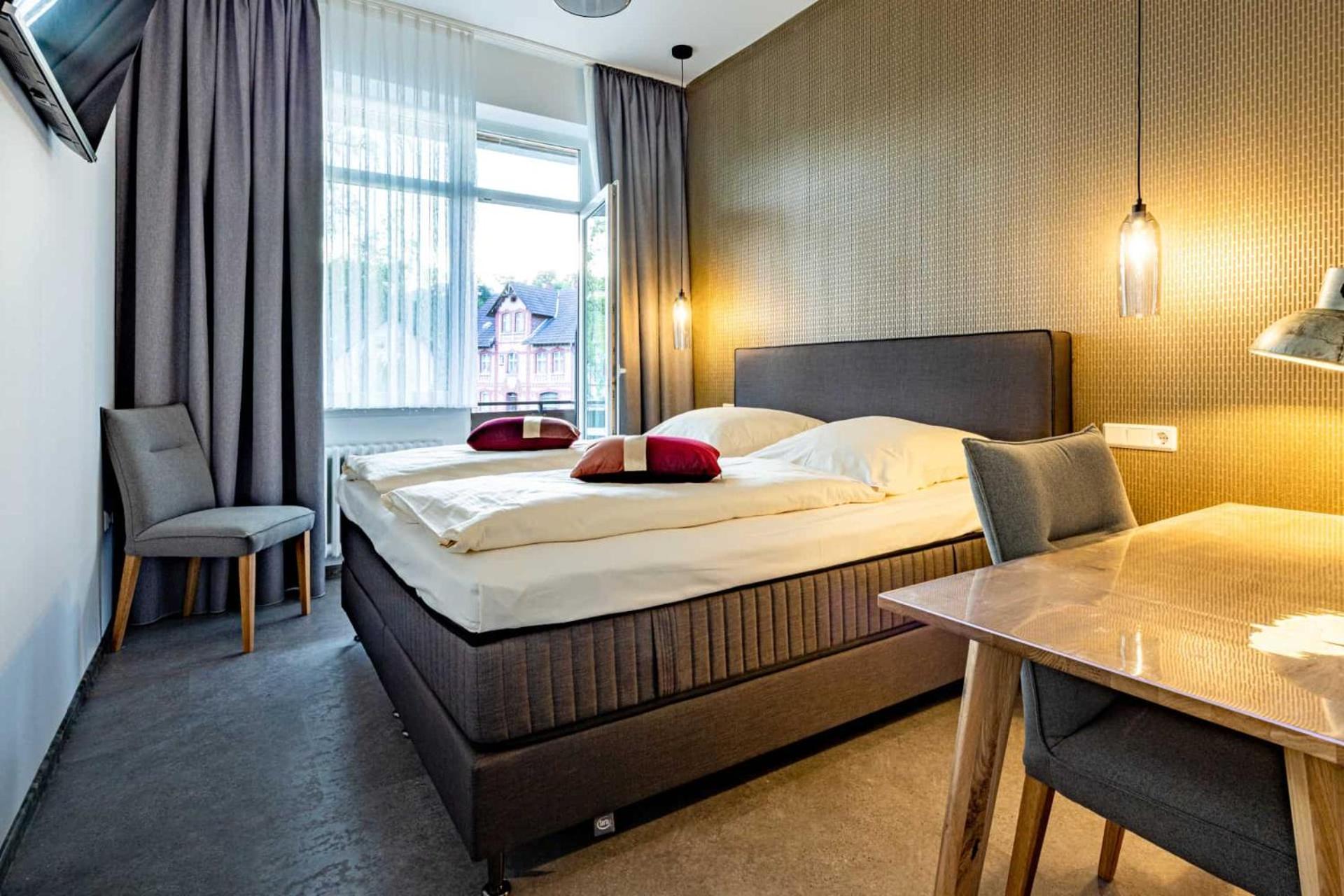 Hotel Eydt Kirchheim เคียร์ชไฮม์ ภายนอก รูปภาพ