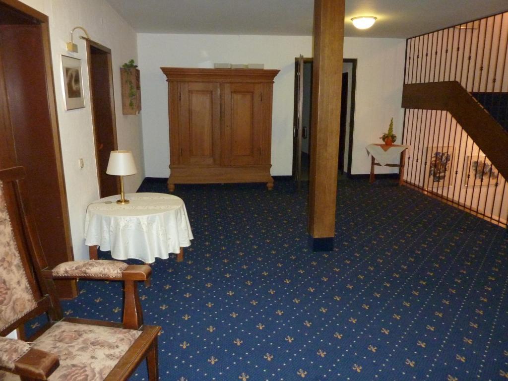 Hotel Eydt Kirchheim เคียร์ชไฮม์ ภายนอก รูปภาพ